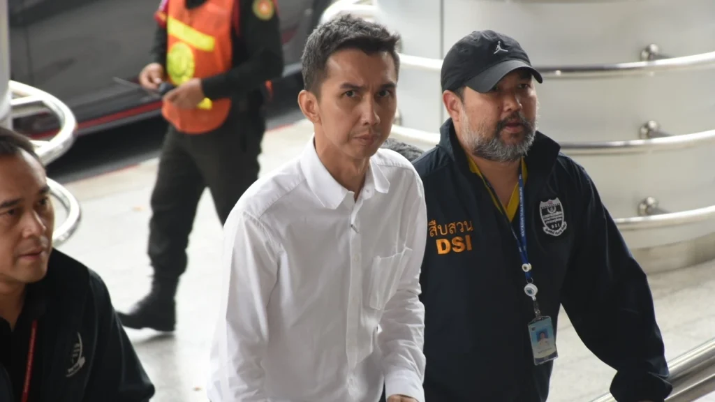 DSI คุมตัว ชนนพัฒฐ์